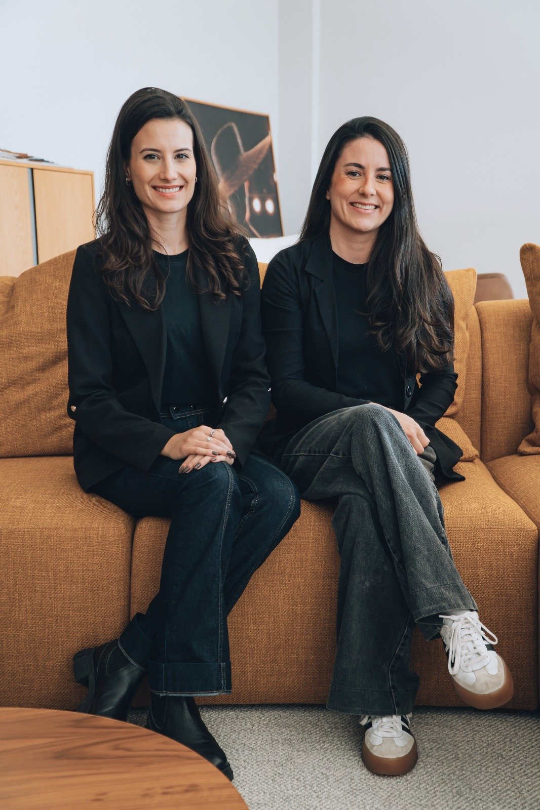 Gabriela Savicki e Renata Sarmento – Elemento
